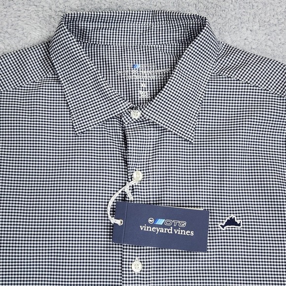 Vineyard Vines Other - Vineyard Vines OTG On-The-Go Shirt Mens XL Blue Plaid brrr Cooling Stretch NEW